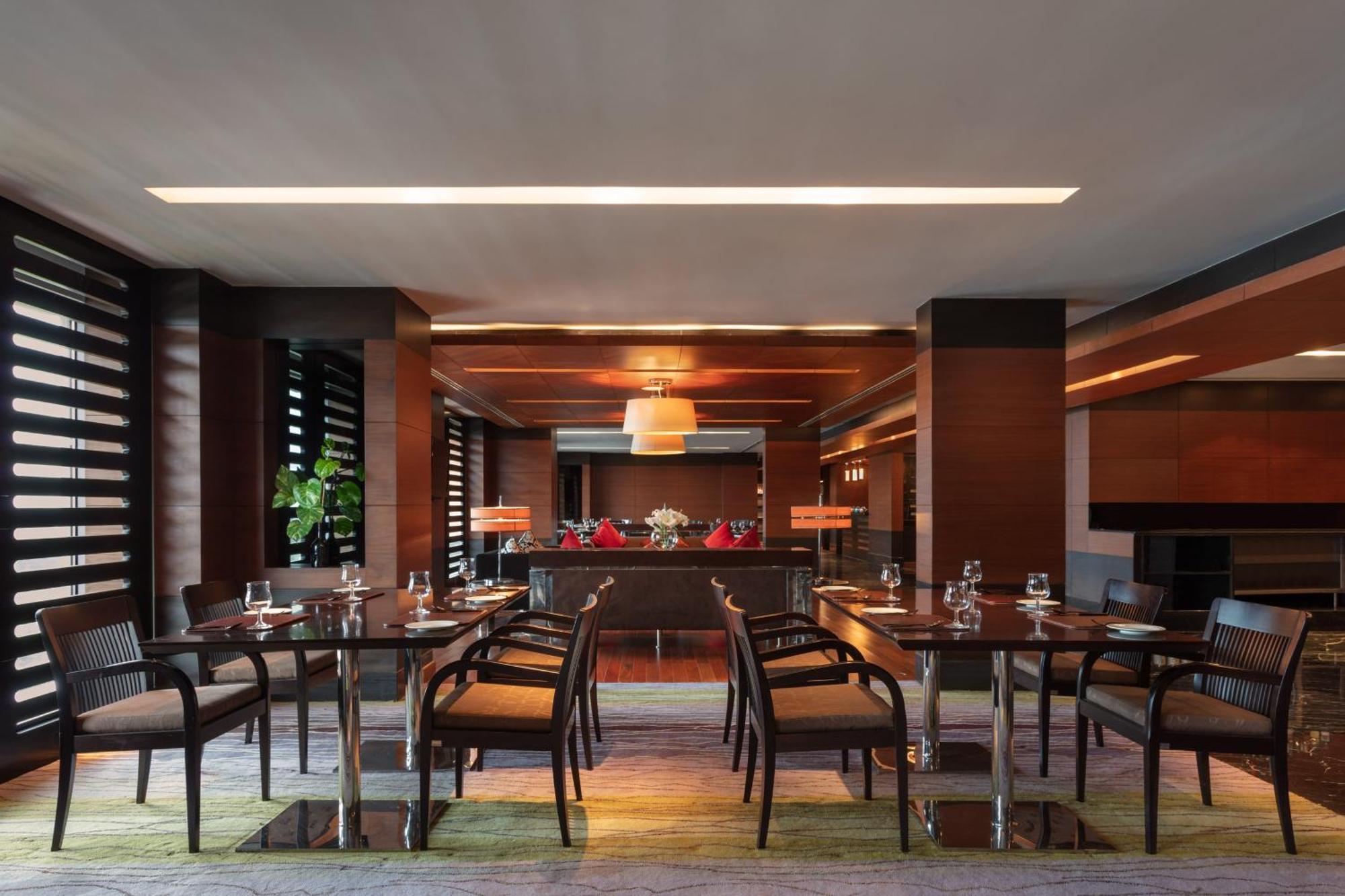 Le Meridien 5*