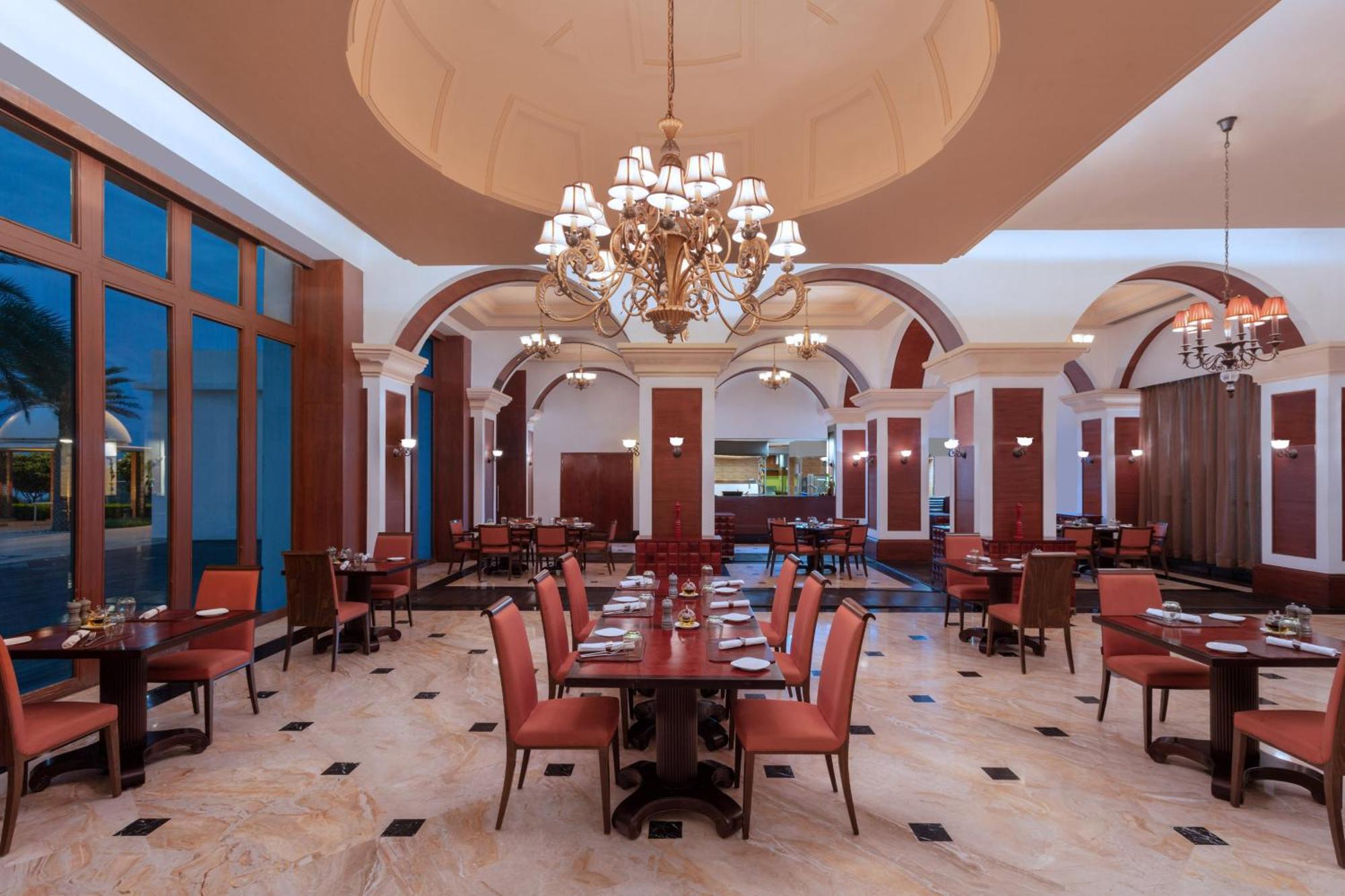 Le Meridien Hotel